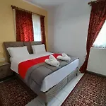 بيت للعطل Zosimas House كالامباكا